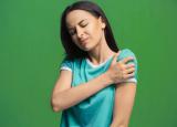 어깨통증을 유발하는 원인, 질환과 증상 알아보기